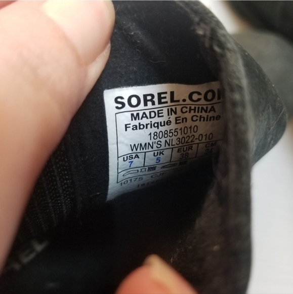 Sorel  Joan Of Arctic Wedge II Chelsea Black Boots 7 - Picture 6 of 11